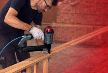 O Grampeador Industrial Everwin 14/50: Referência em Ergonomia e Alta Performance